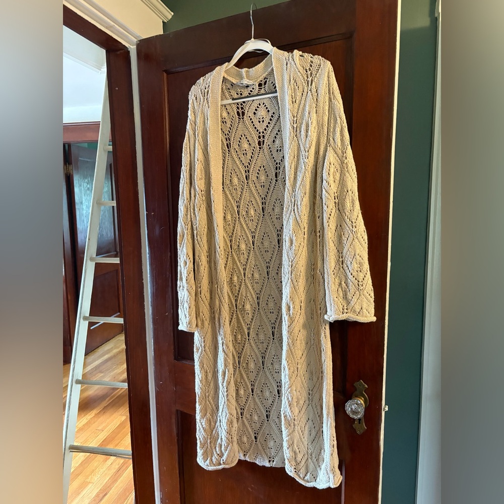Zara Beige Knit Cardigan